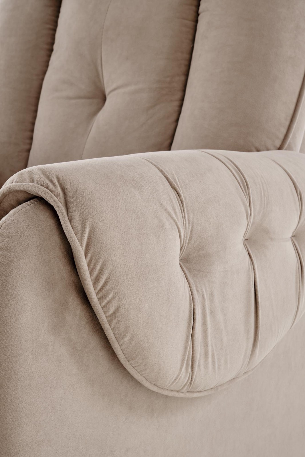 Křeslo ušák HORTON béžové