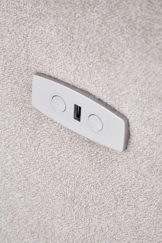 Křeslo ušák CARINIO světle béžové