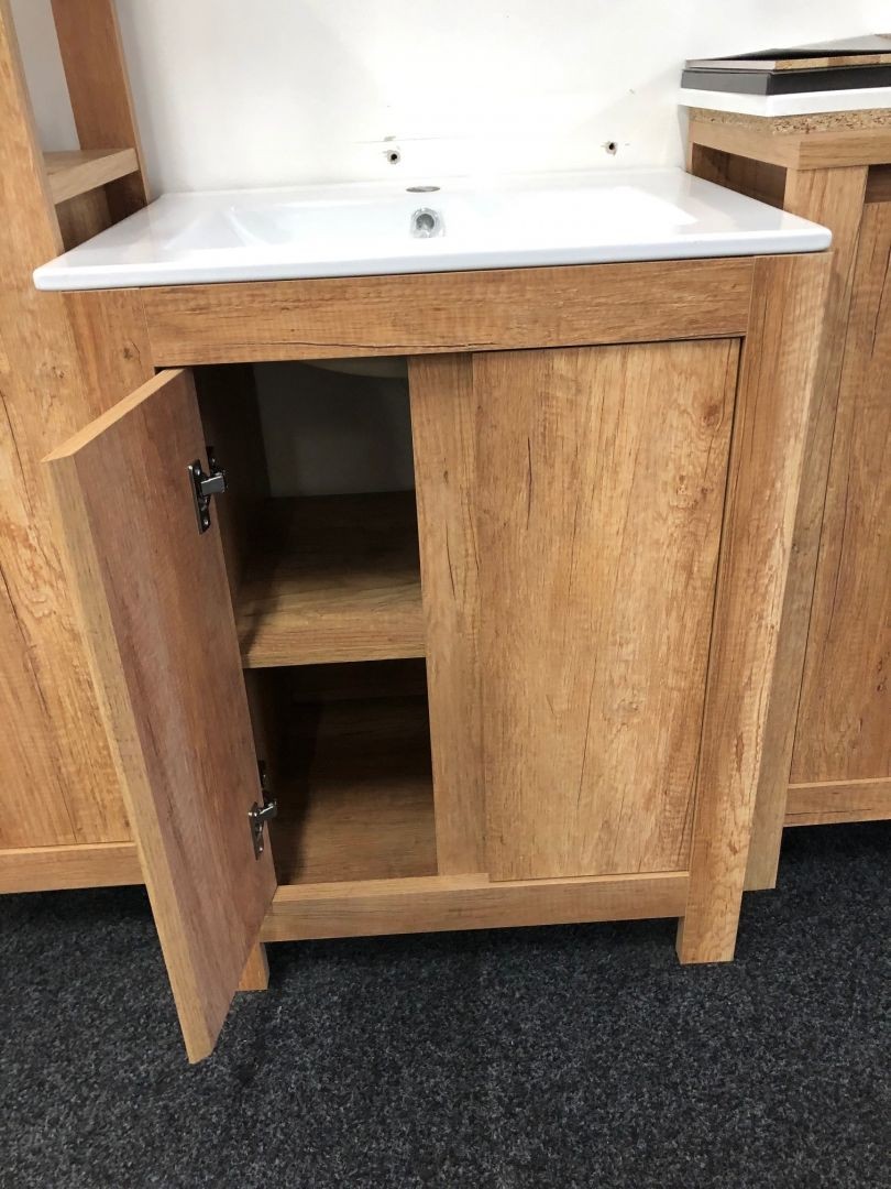 Koupelnová skříňka CLASIK 821 - pod umyvadlo 80