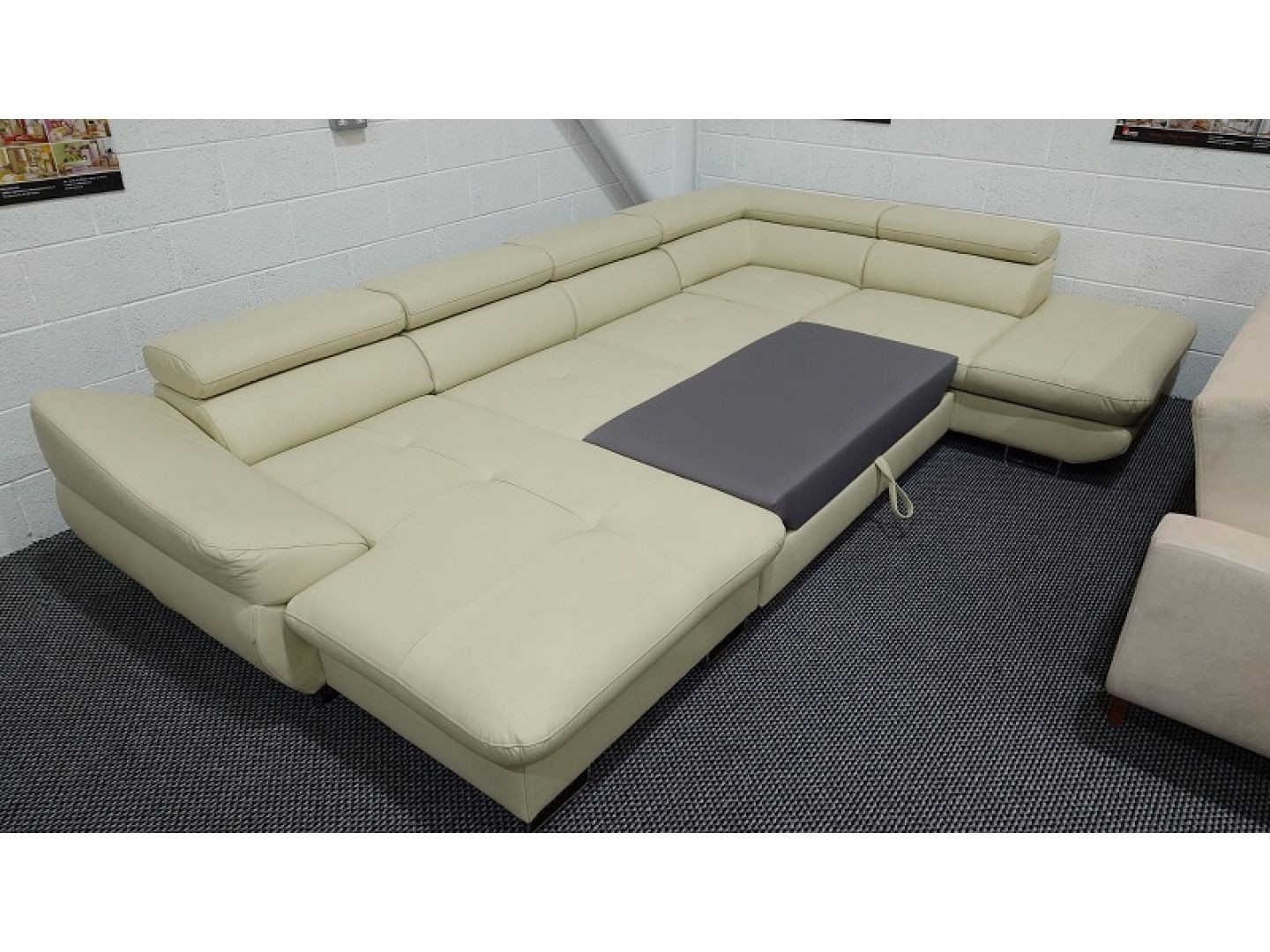 Sedací souprava AVOLA do U